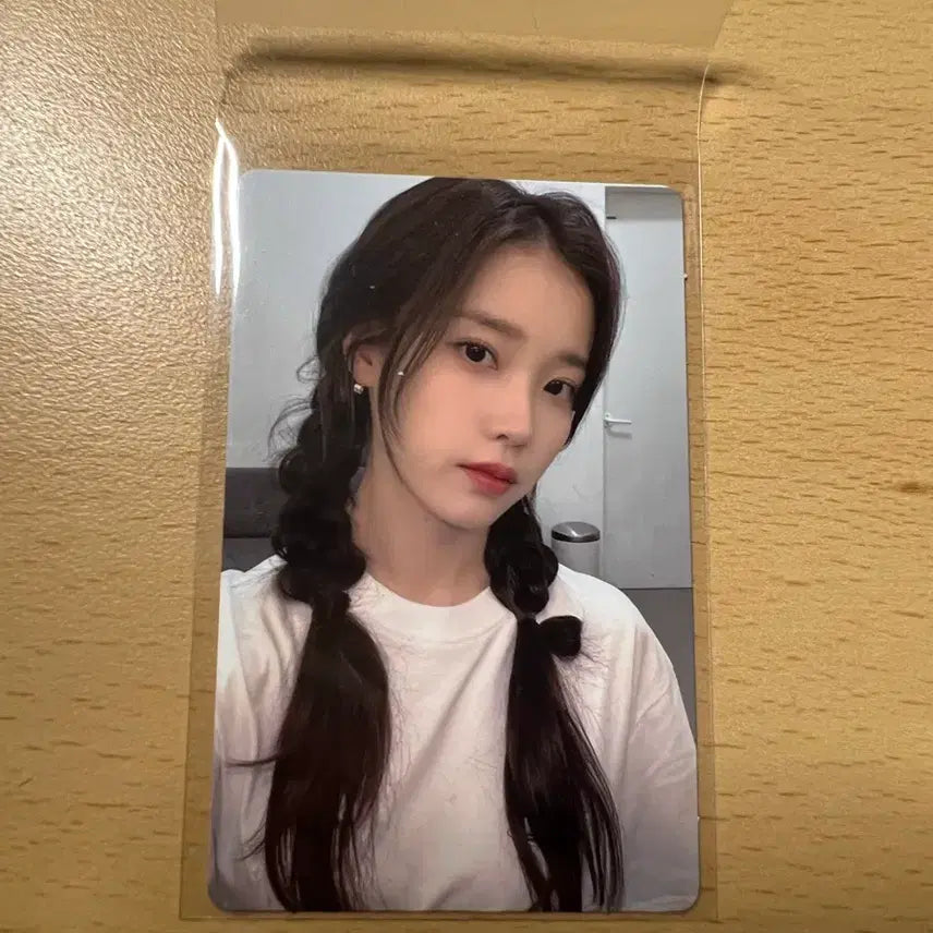 [BUNJANG] IU 2024 Birthday Photocard POB / 아이유 2024 생카 생일 포카 특전