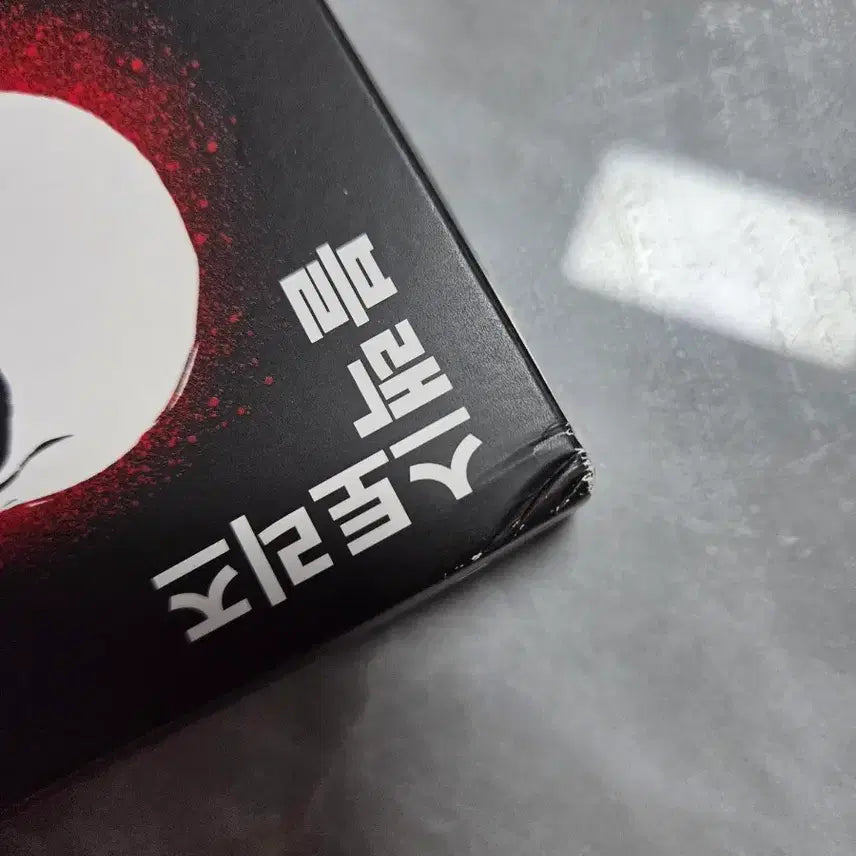 [BUNJANG] Black Stories: Absurd Deaths Card Game / 블랙스토리즈 황당한 죽음 카드게임