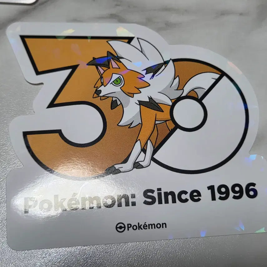 [BUNJANG] Pokemon 30th Anniversary Logo Sticker Lycanroc (Dusk Form) / 포켓몬 30주년 로고 스티커 루가루암(황혼) 판매합니다.