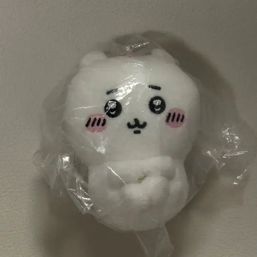 [BUNJANG] Chiikawa Big 4 Sitting Mascot Plush Keychain / 먼작귀 치이카와 빅4 앉아있는 마스코트 누이 가챠 인형키링