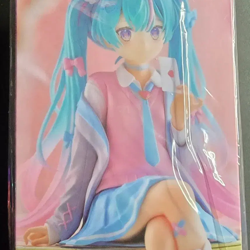 [BUNJANG] Hatsune Miku Love Blazer Noodle Stopper Figure / 하츠네 미쿠 러브 블레이저 누들스토퍼 피규어 판매합니다
