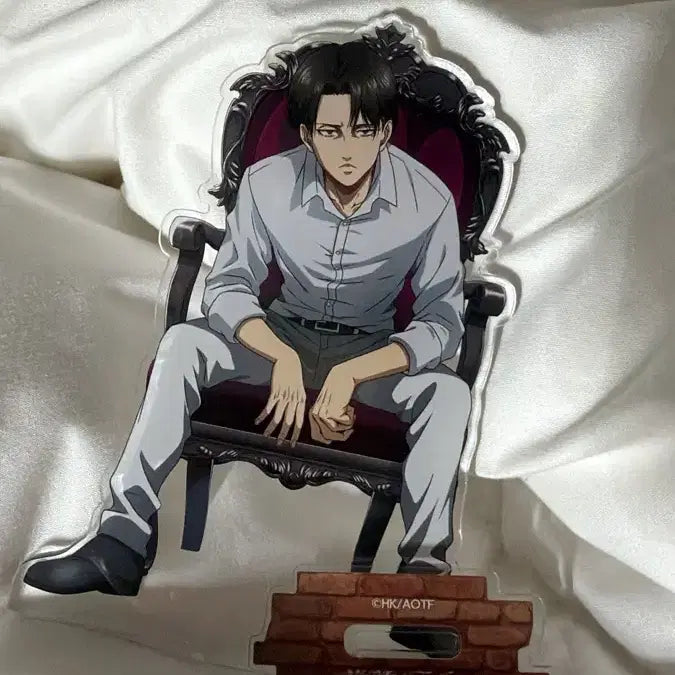 [BUNJANG] Attack on Titan Levi Cafe Collaboration Chair Acrylic Stand / 진격의거인 리바이 카페콜라보 의자 아크릴 진격거