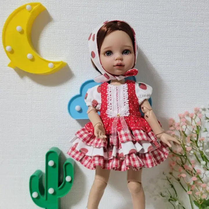 [BUNJANG] Paola Reina Doll Strawberry Dress Set / 파올라 레이나 인형 딸기 원피스 세트