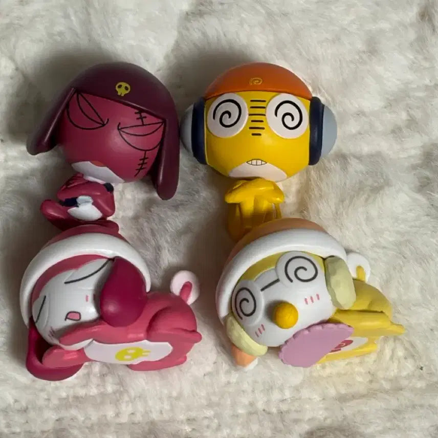 [BUNJANG] Sgt. Frog Keroro Nemurasetei Gacha Kururu &amp; Giroro / 개구리 중사 케로로 마치보케, 네무라세타이 가챠 쿠루루 기로로
