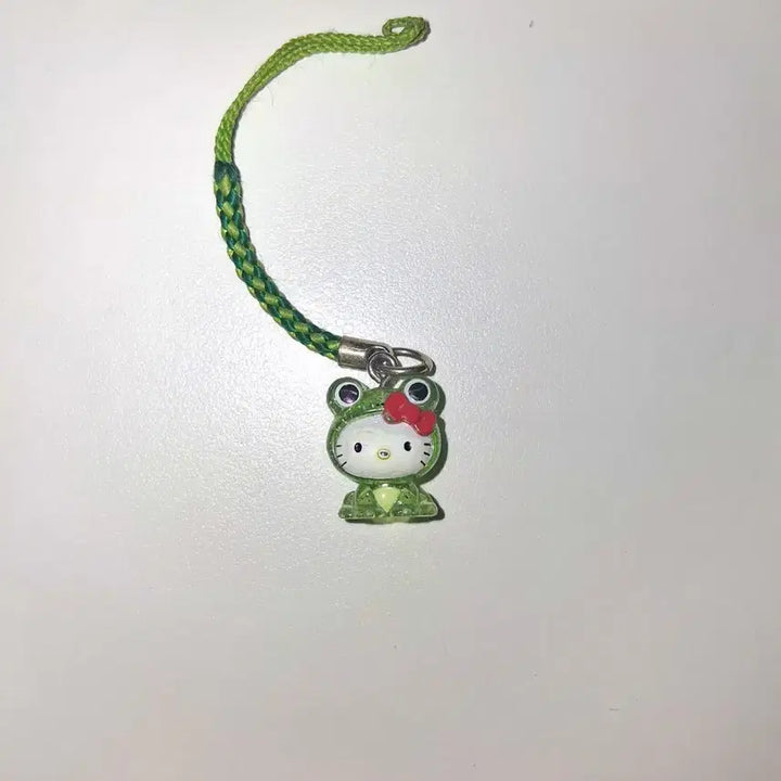 [BUNJANG] Classic Frog Hello Kitty Strap / 개구리 고전키티스트랩