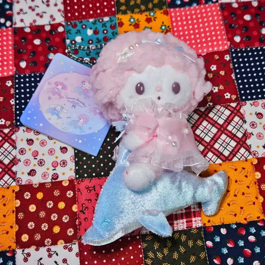 [BUNJANG] Sanrio Limited Moonlight Dolphin Series Piano Mascot Plush Doll / (새상품) 중국 산리오 한정 달빛돌고래 시리즈 피아노 마스코트 인형
