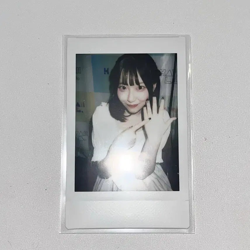 [BUNJANG] Cutie Street Sakuraiba Haruka Print Polaroids / 큐티스트리트 큐티스트릿 큐스토 사쿠라바 하루카 파루땅 프린트 체키