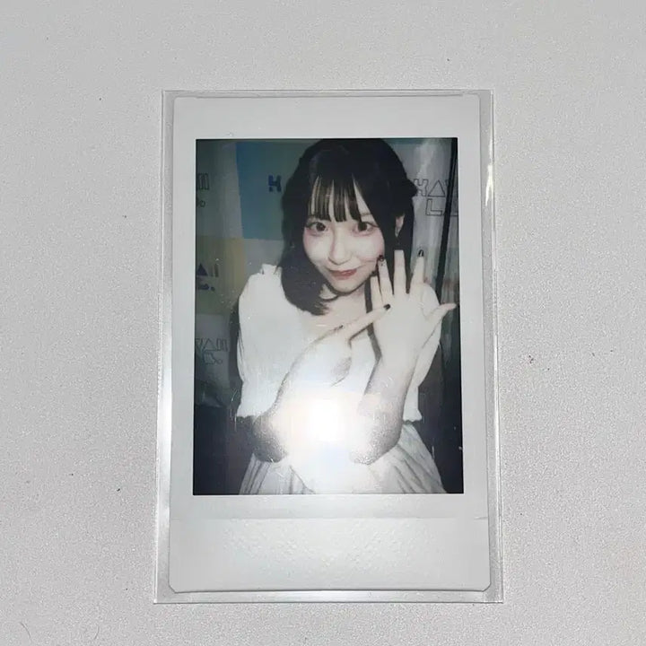 [BUNJANG] Cutie Street Sakuraiba Haruka Print Polaroids / 큐티스트리트 큐티스트릿 큐스토 사쿠라바 하루카 파루땅 프린트 체키