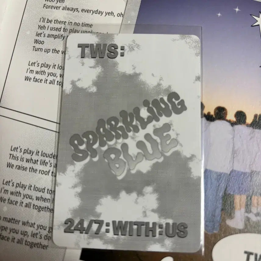 [BUNJANG] TWS Shiny Photocard Sparkling Blue Weverse Albums ver. / 투어스 신유 포토카드