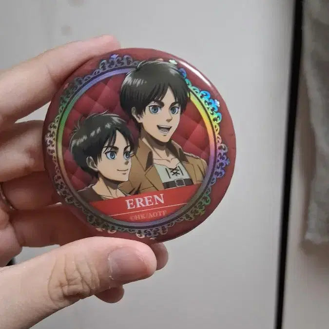 [BUNJANG] Eren Large Badge / 에렌 큰 뱃지 (급처+하자)