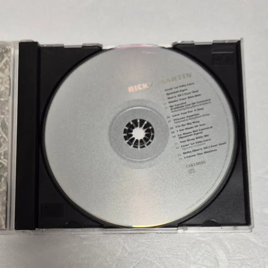 [BUNJANG] Ricky Martin CD Album / 리키 마틴 Ricky Martin CD 음반