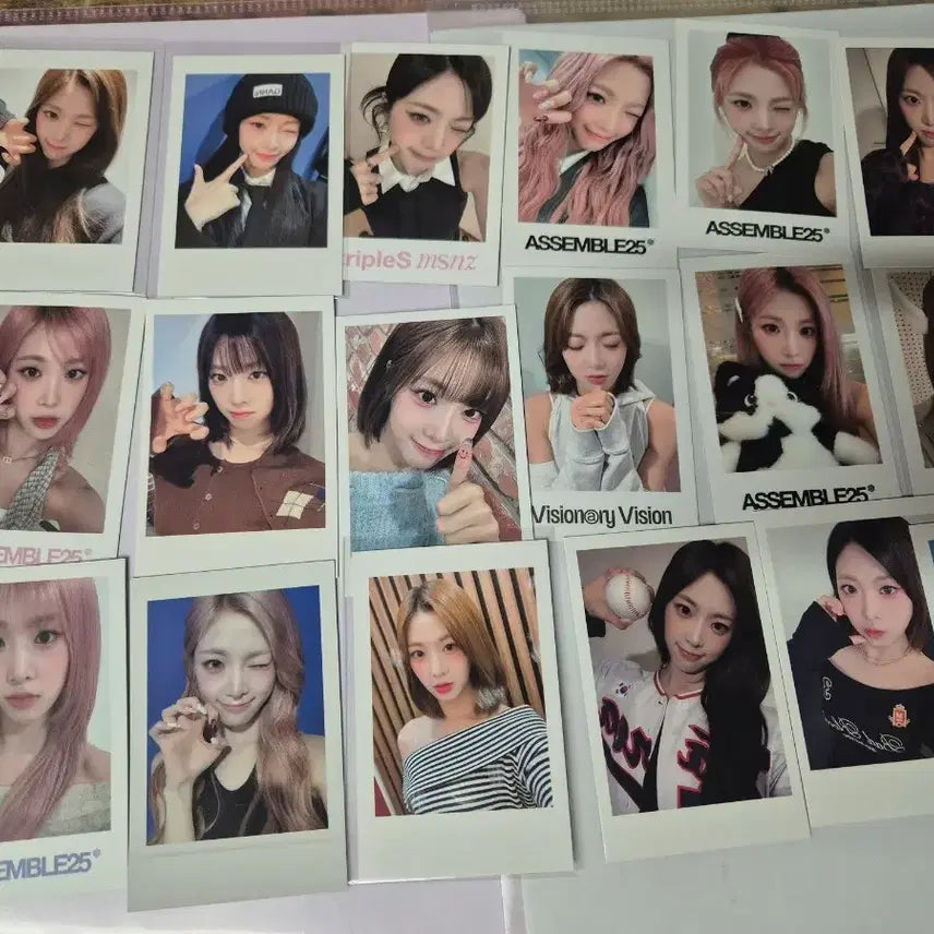 [BUNJANG] tripleS Nien 18 Photocard Bundle Set / 트리플에스 니엔 18개 포카 팝니다