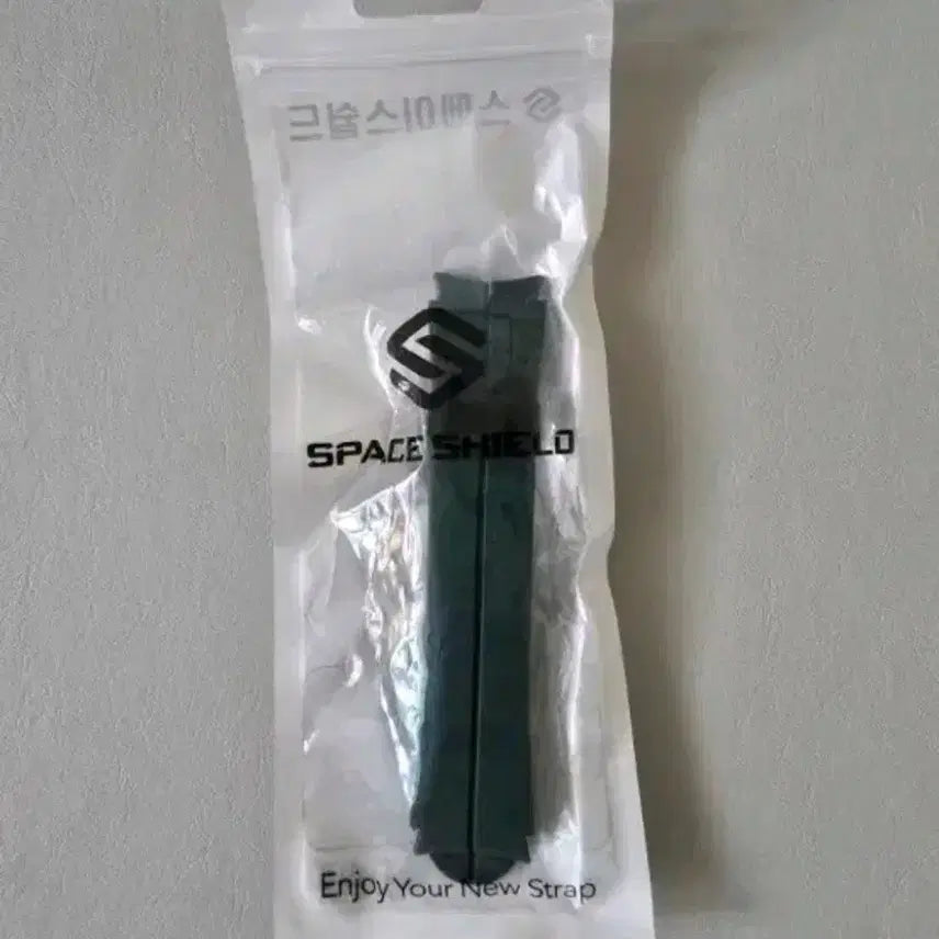 [BUNJANG] Galaxy Watch 6/5/4 Compatible Strap (Space Shield) / 갤럭시워치 6/5/4 호환 스트랩(전자기기  액세서리)