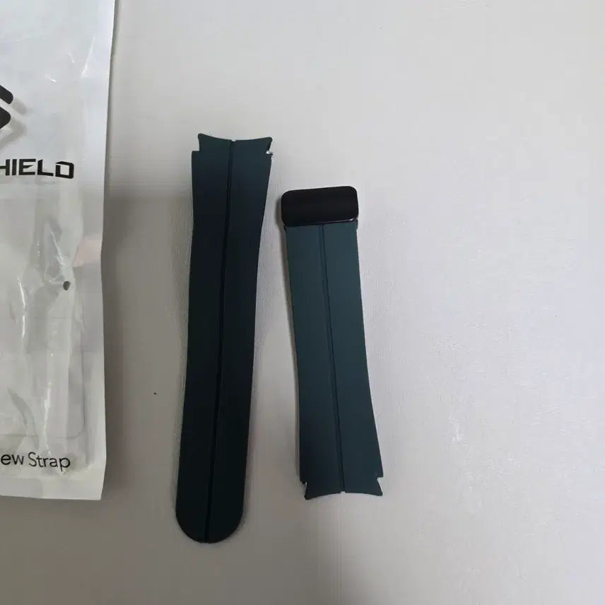 [BUNJANG] Galaxy Watch 6/5/4 Compatible Strap (Space Shield) / 갤럭시워치 6/5/4 호환 스트랩(전자기기  액세서리)