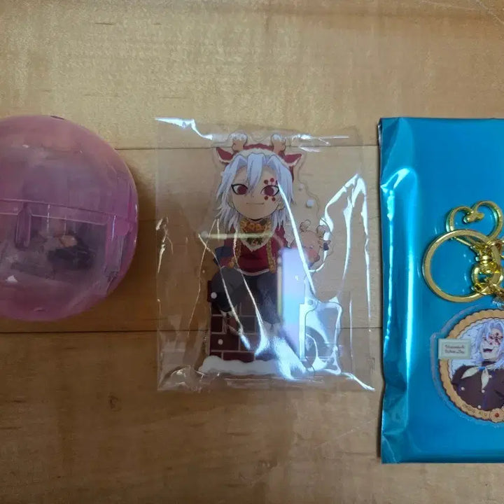 [BUNJANG] Demon Slayer Tengen Uzui Acrylic Goods Set / 귀멸의 칼날 우즈이 텐겐 아크릴 굿즈 세트