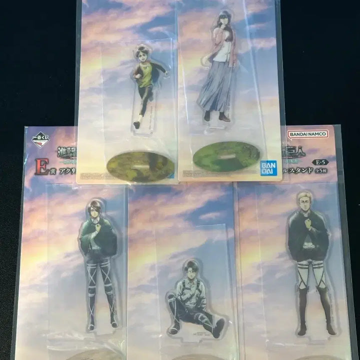[BUNJANG] Attack on Titan Ichiban Kuji E Prize Acrylic Stand Set (Bundle) / 일괄)진격의 거인 제일복권 이치방쿠지 E상 아크릴스탠드
