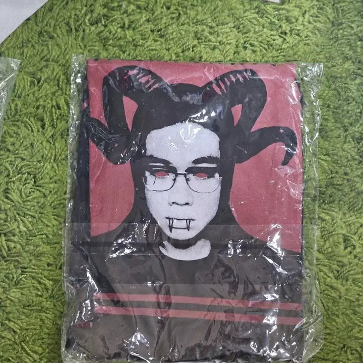 [BUNJANG] Black Skirt Metal T-Shirt XL / (XL,새상품) 검정치마 메탈 티셔츠 새상품