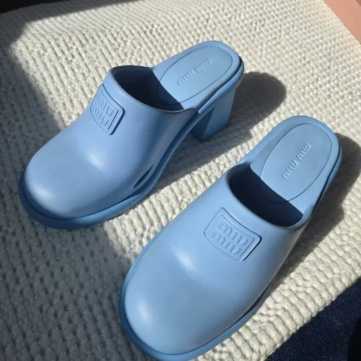 [BUNJANG] Miu Miu Rubber Mules Size 36 / 미우미우 러버 뮬 36사이즈