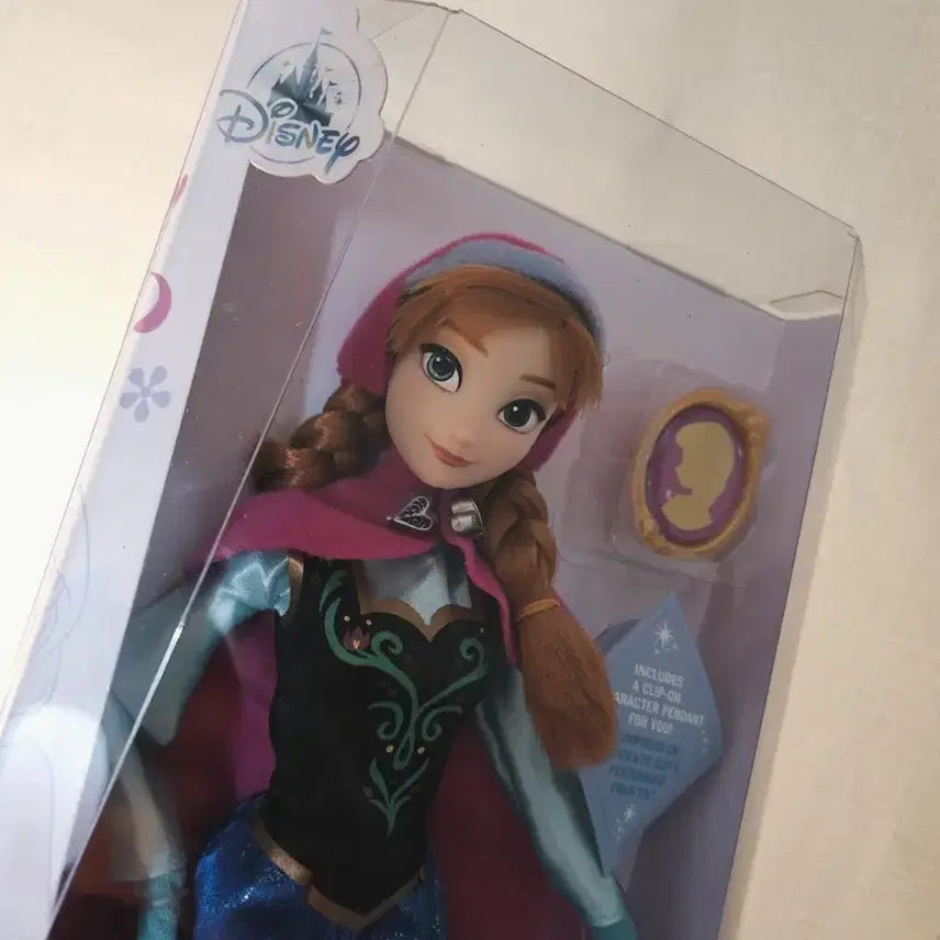 [BUNJANG] Disney Anna Classic Doll (Sealed) / 디즈니 안나 클래식돌 인형 미개봉 새상품