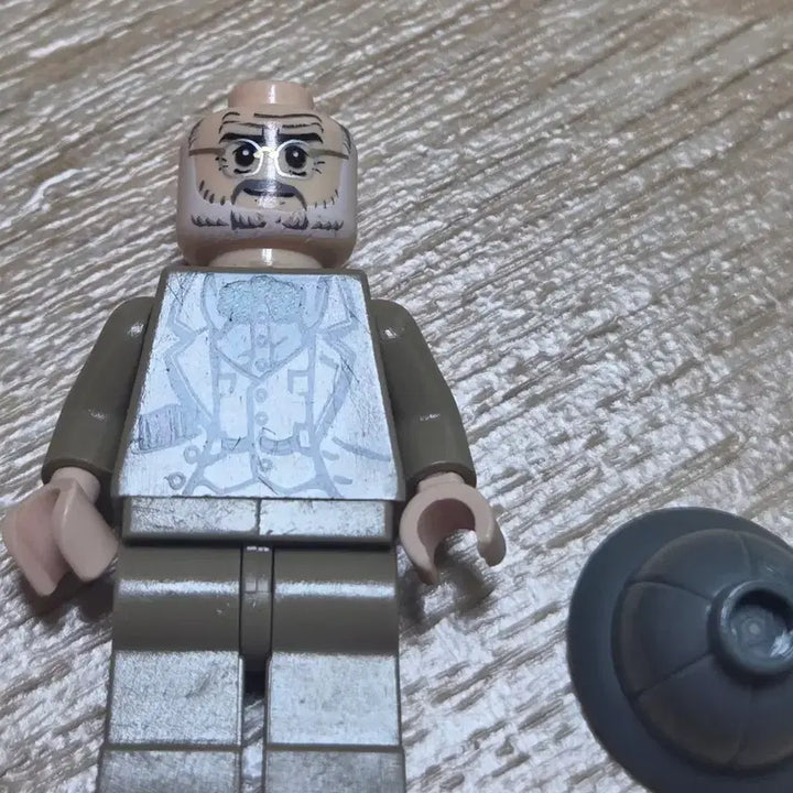 [BUNJANG] Lego 7620 Indiana Jones Henry Jones Minifigure / 레고 7620 인디아나존스 헨리 존스 미니피규어