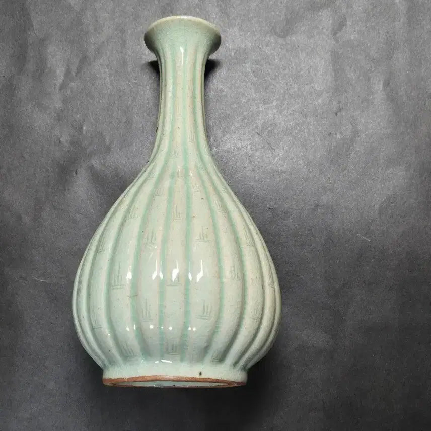[BUNJANG] Ji Soon-tak Intangible Cultural Heritage Celadon Vase with Bamboo Pattern / 무형문화재 인간문화재 지순탁 죽문 청자 병 고려청자 도자기 꽃병 화병