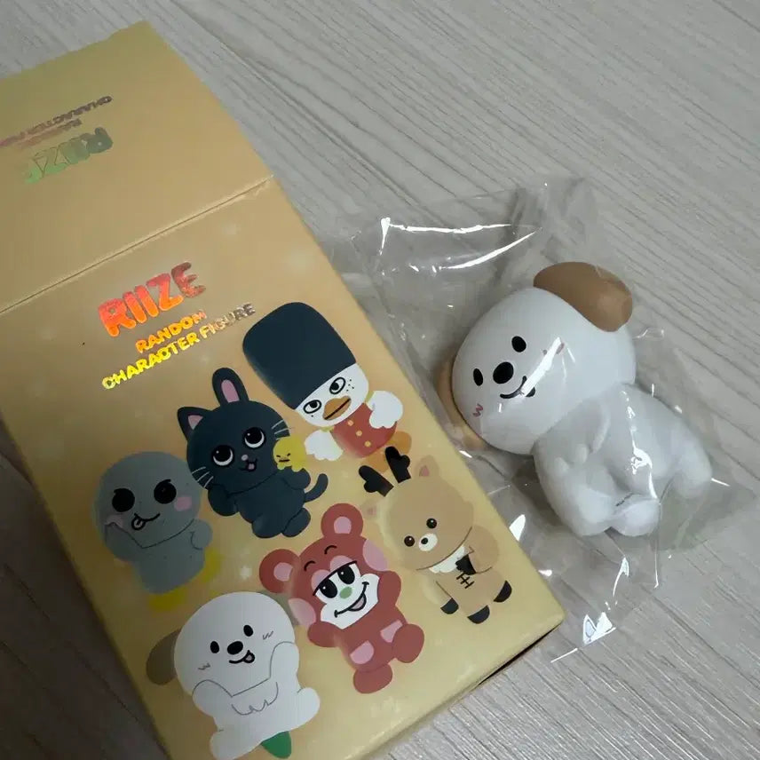 [BUNJANG] RIIZE Anton "Meongryong" Figure (Box Included) / 라이즈 멍룡이 피규어 박스 있음