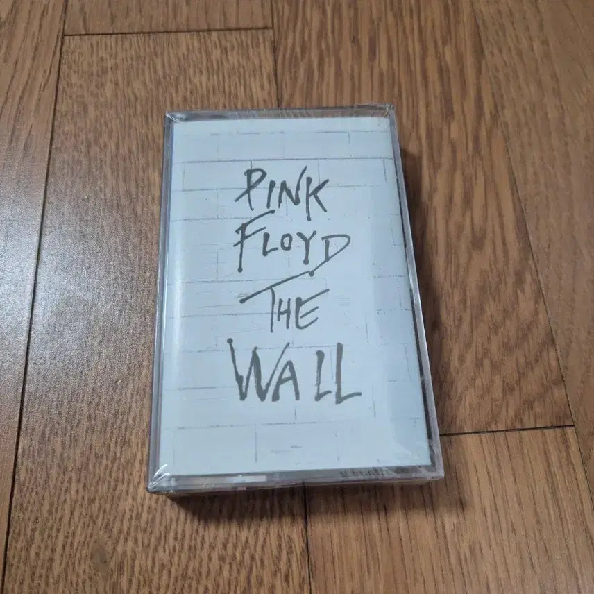 [BUNJANG] Pink Floyd The Wall Cassette Tape (Sealed) / 핑크 플로이드2 The Wall 카세트테이프