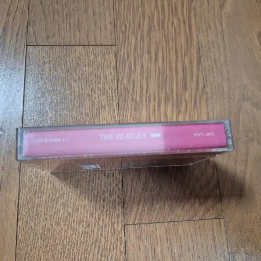 [BUNJANG] The Beatles 1 Cassette Tape (Sealed) / (미개봉 카세트)비틀즈 The Beatles 1 카세트 테이프