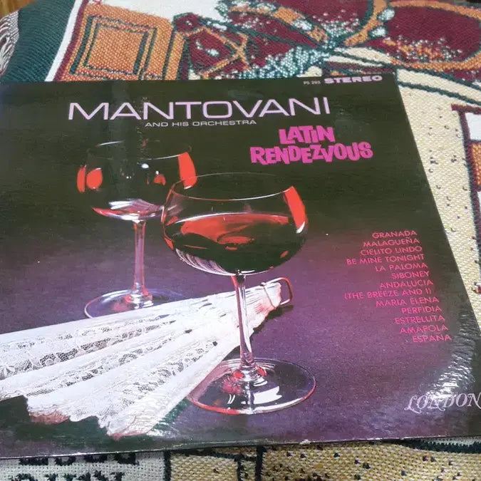 [BUNJANG] Mantovani Latin Rendezvous Vinyl LP (1963 Original Pressing) / M급 엘피/팝 - 1963 만토바니 라틴 랑데뷰