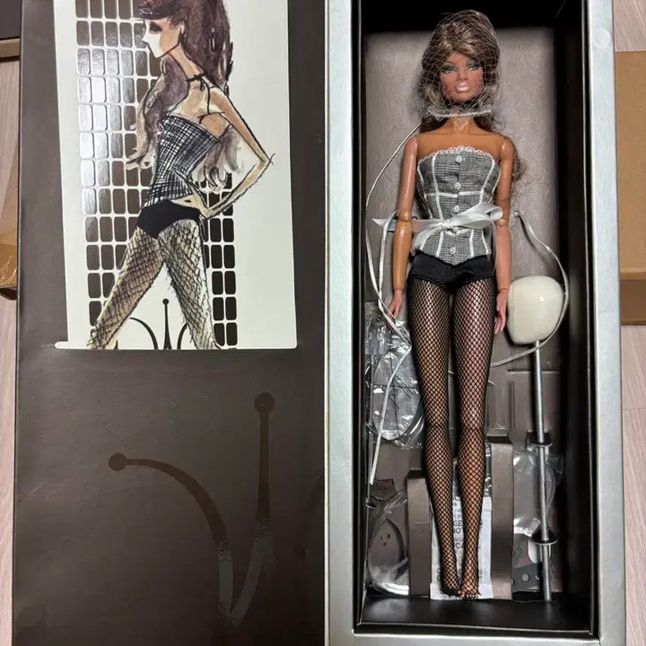 [BUNJANG] Fashion Royalty Doll Full Box / Fashion Royalty 인형 풀박스