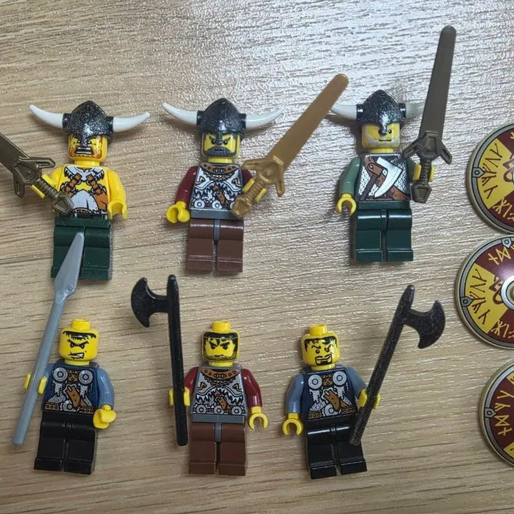 [BUNJANG] LEGO 7020 Viking Minifigure Bundle Set / 레고 7020 바이킹 미니피규어 일괄