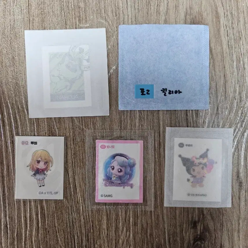 [SOLD OUT] 캔뱃지10개 씰4종