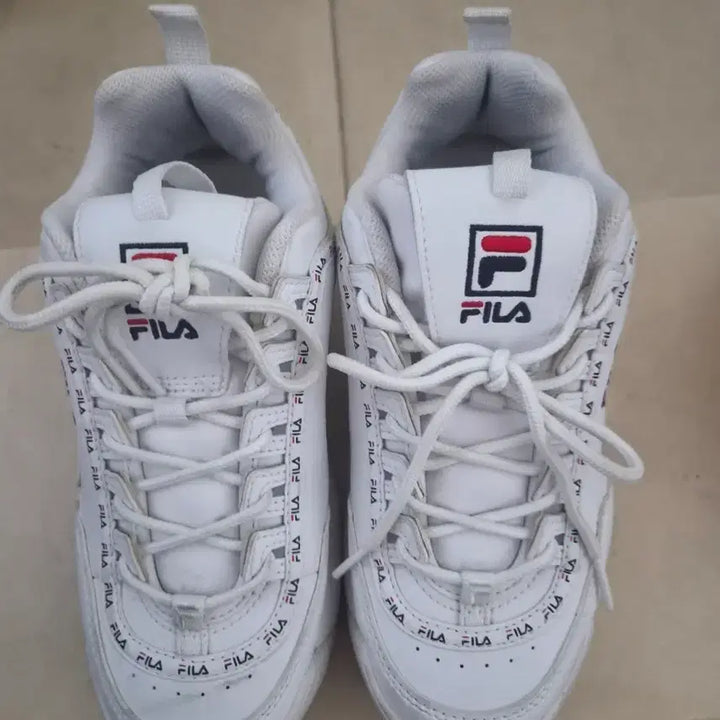 [BUNJANG] FILA Disruptor 2 Sneakers White / 휠라 FILA 디스럽터2 운동화 흰색250(240-245추천)