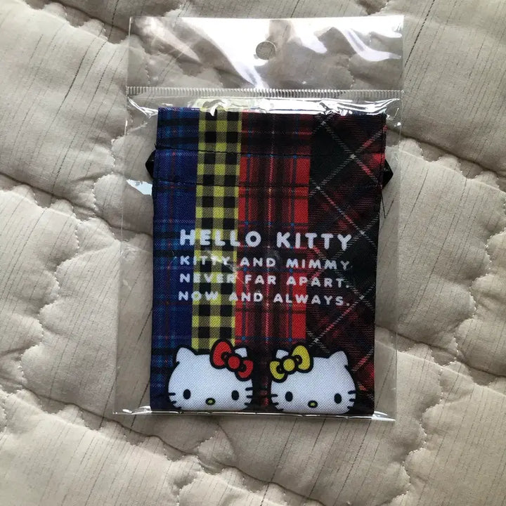 [BUNJANG] Sanrio Hello Kitty 50th Anniversary Mini Pouch / 산리오 헬로키티 50주년 파우치 미니