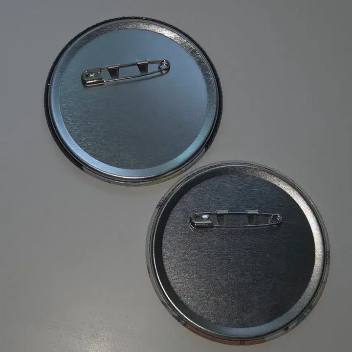 [BUNJANG] Gintama Hijikata &amp; Okita King Badges Set (2 Types) / 은혼 긴타마 히지카타 소고 왕뱃지 2종 세트