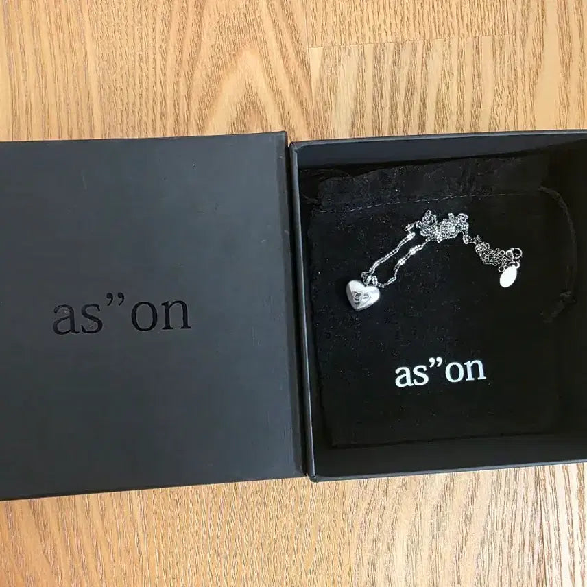 [BUNJANG] AZ ONE Heart Necklace / 애즈온 하트 목걸이