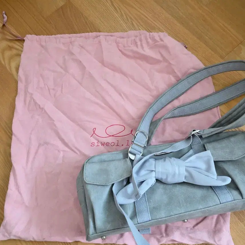 [BUNJANG] Ssiwol107 Grey Bow Tote Bag / 시월107 그레이 보우포티백
