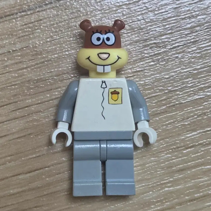 [BUNJANG] Lego SpongeBob Sandy Cheeks Minifigure / 레고 스폰지밥 샌디 다람이 미니피규어