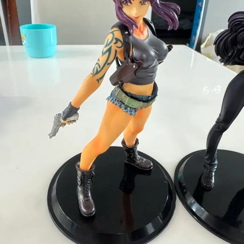 [BUNJANG] Black Lagoon Revy &amp; Roberta Figure Set - Ultra Rare / 블랙라군 레비 &amp; 로베르타 피규어 초희귀