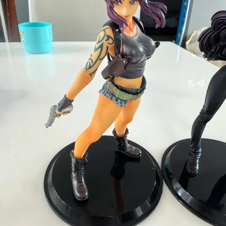[BUNJANG] Black Lagoon Revy &amp; Roberta Figure Set - Ultra Rare / 블랙라군 레비 &amp; 로베르타 피규어 초희귀