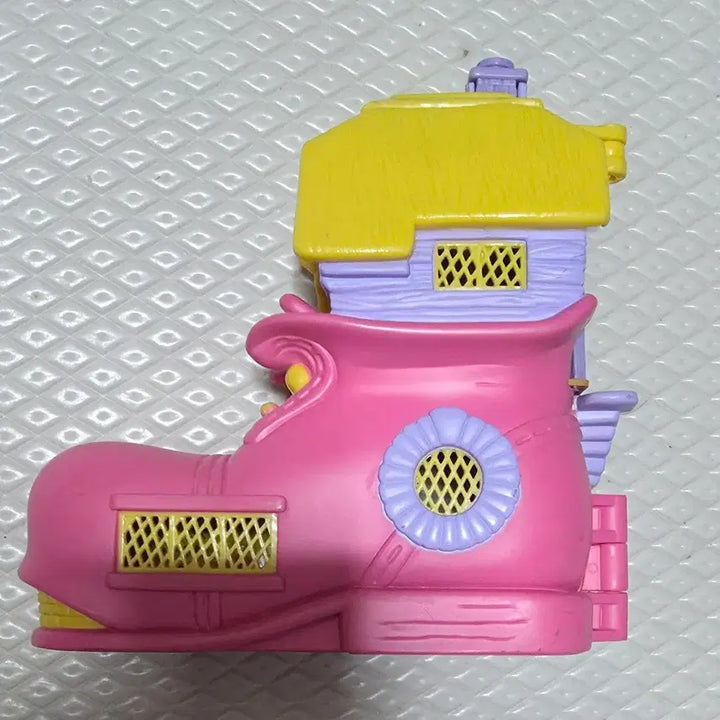 [BUNJANG] Tinny Winnie Family Raincoat House Classic Toy / 티니위니패밀리 장화 집 고전완구