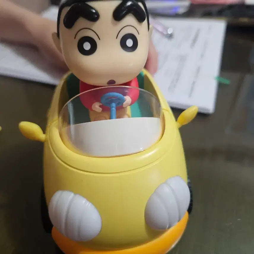 [BUNJANG] Shin-chan Car Toy Figure / 새제품) 짱구 자동차 장난감 피규어