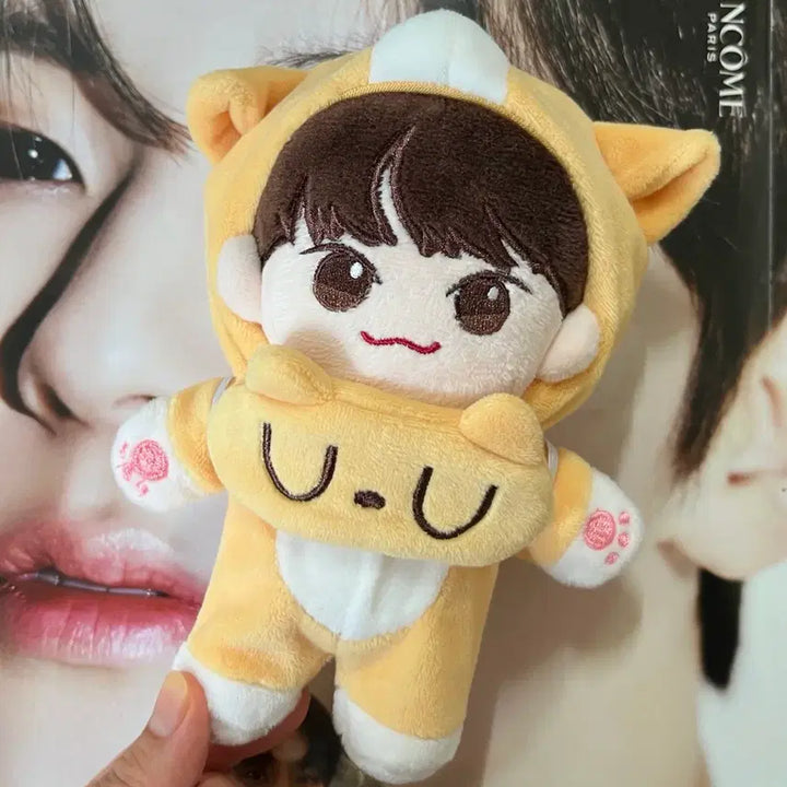 [BUNJANG] Hwang Minhyun 15cm Doll Hwangmongi / 황민현 15cm 인형 황몽이 워너원 뉴이스트 민현
