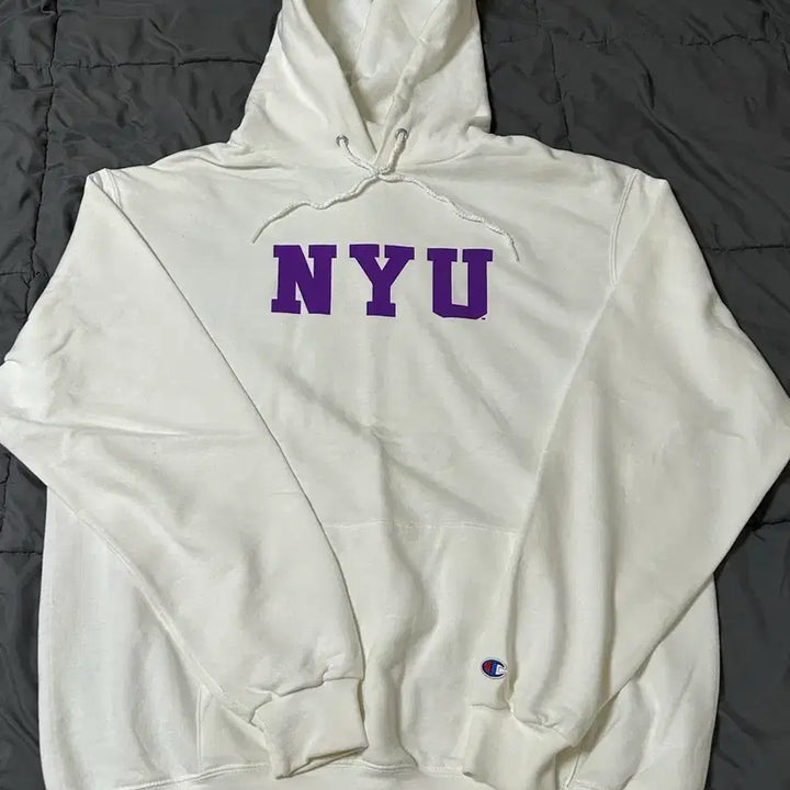 [BUNJANG] Champion NYU Hoodie White L / 챔피온 NYU 후드티 화이트 L