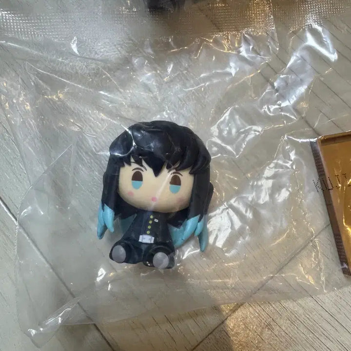 [BUNJANG] Kimetsu no Yaiba Muichiro Chokonoko Figure (Sealed) / 무이치로 초코노코