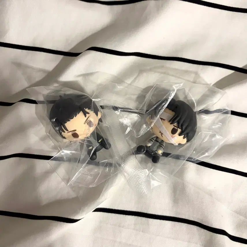 [BUNJANG] Attack on Titan Ichiban Kuji Chocokono Figure Set (Eren &amp; Levi) / 진격의 거인 쿠지 제일복권 h상 에렌 리바이 초코노코 일괄