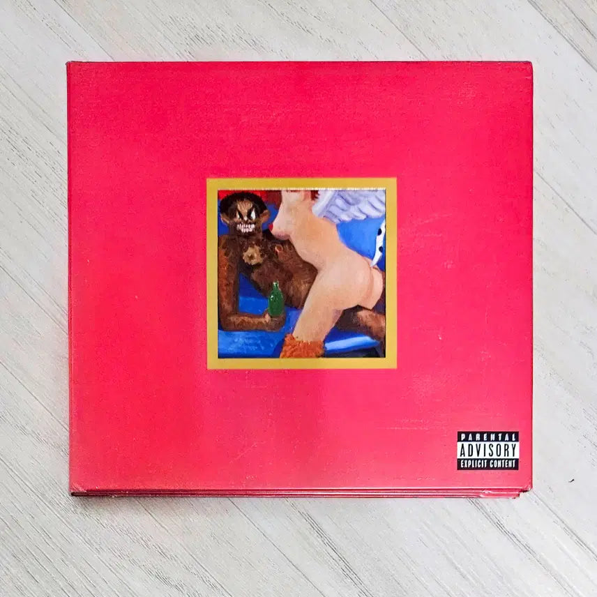 [BUNJANG] Kanye West MBDTF Deluxe Japanese Edition CD+DVD / Kanye West - MBDTF 디럭스 일본반 CD+DVD