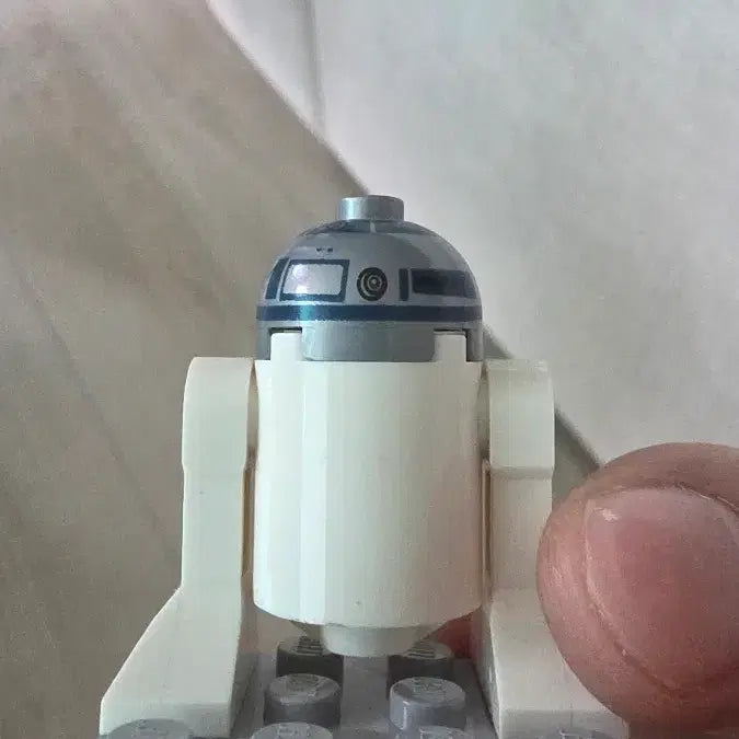 [BUNJANG] Lego Star Wars R2-D2 Minifigure / 레고 스타워즈 R2-D2 미니피겨