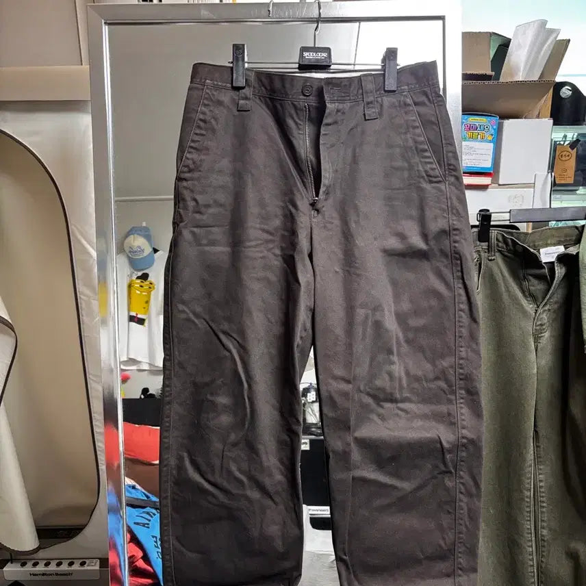 [BUNJANG] Uniqlo U Wide Fit Chino Pants - Dark Brown / 79) 유니클로U 와이드핏 치노 팬츠 브라운 39 다크브라운