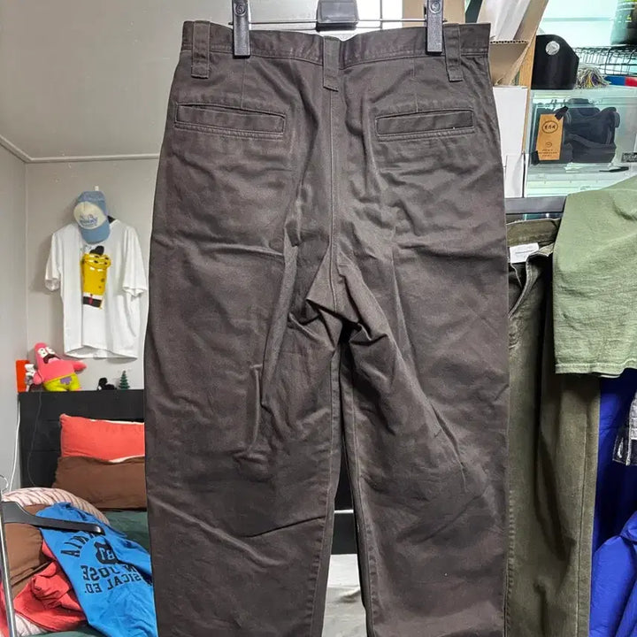 [BUNJANG] Uniqlo U Wide Fit Chino Pants - Dark Brown / 79) 유니클로U 와이드핏 치노 팬츠 브라운 39 다크브라운